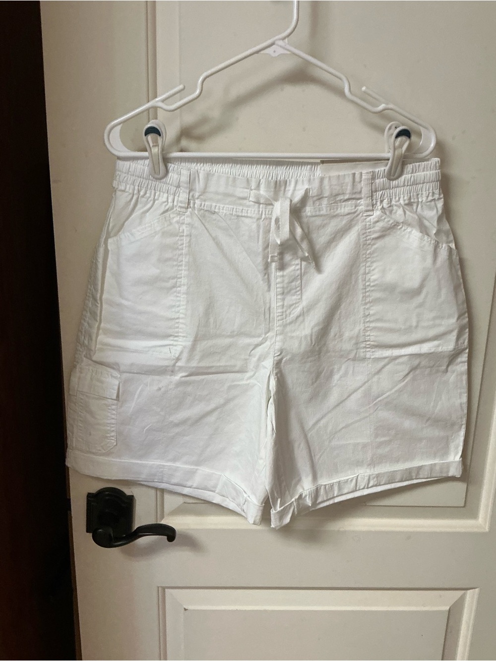 NWT Cato hi rise Cargo Shorts Size L